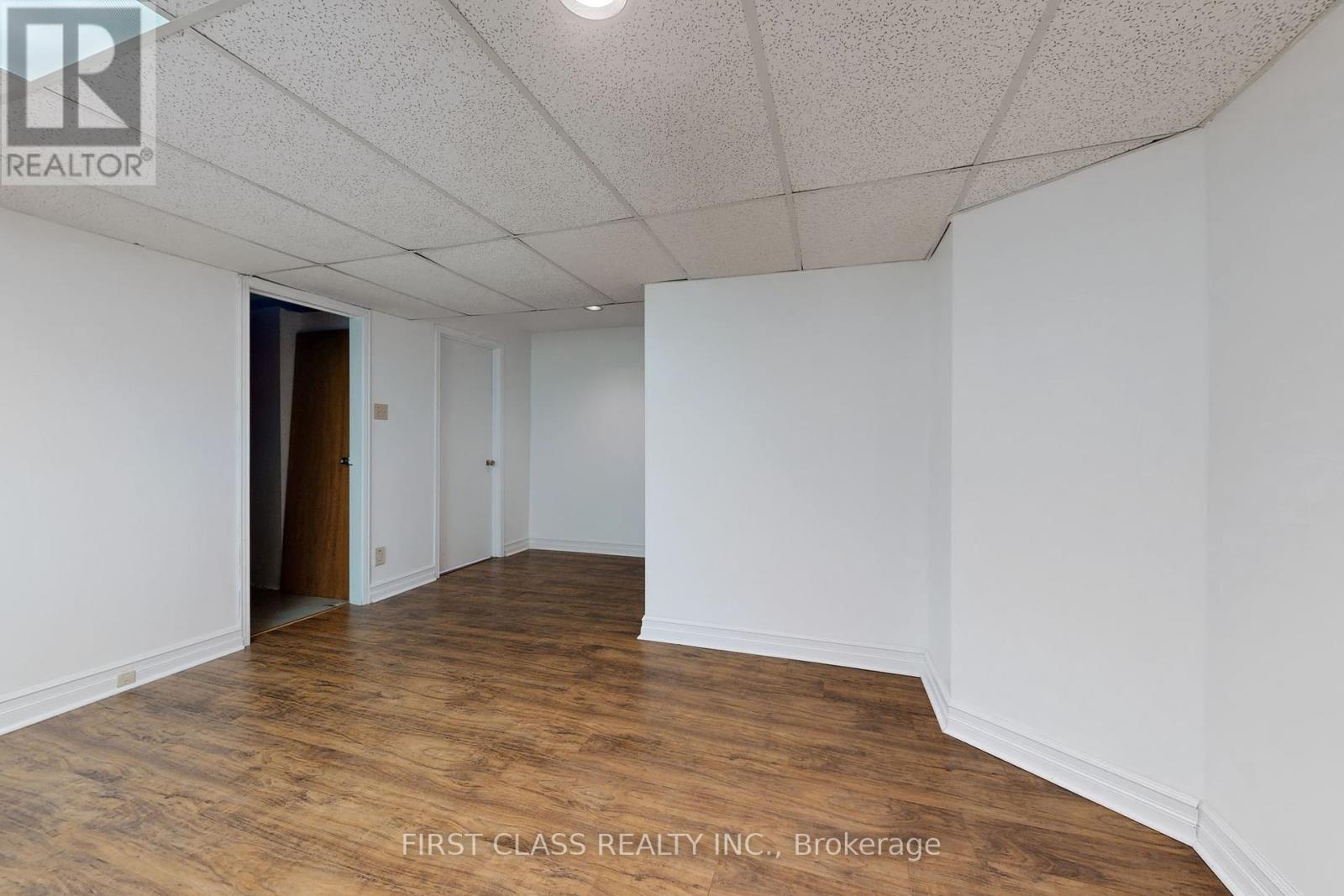 7 Kenpark Avenue, Brampton, Ontario  L6Z 3P4 - Photo 36 - W12455432