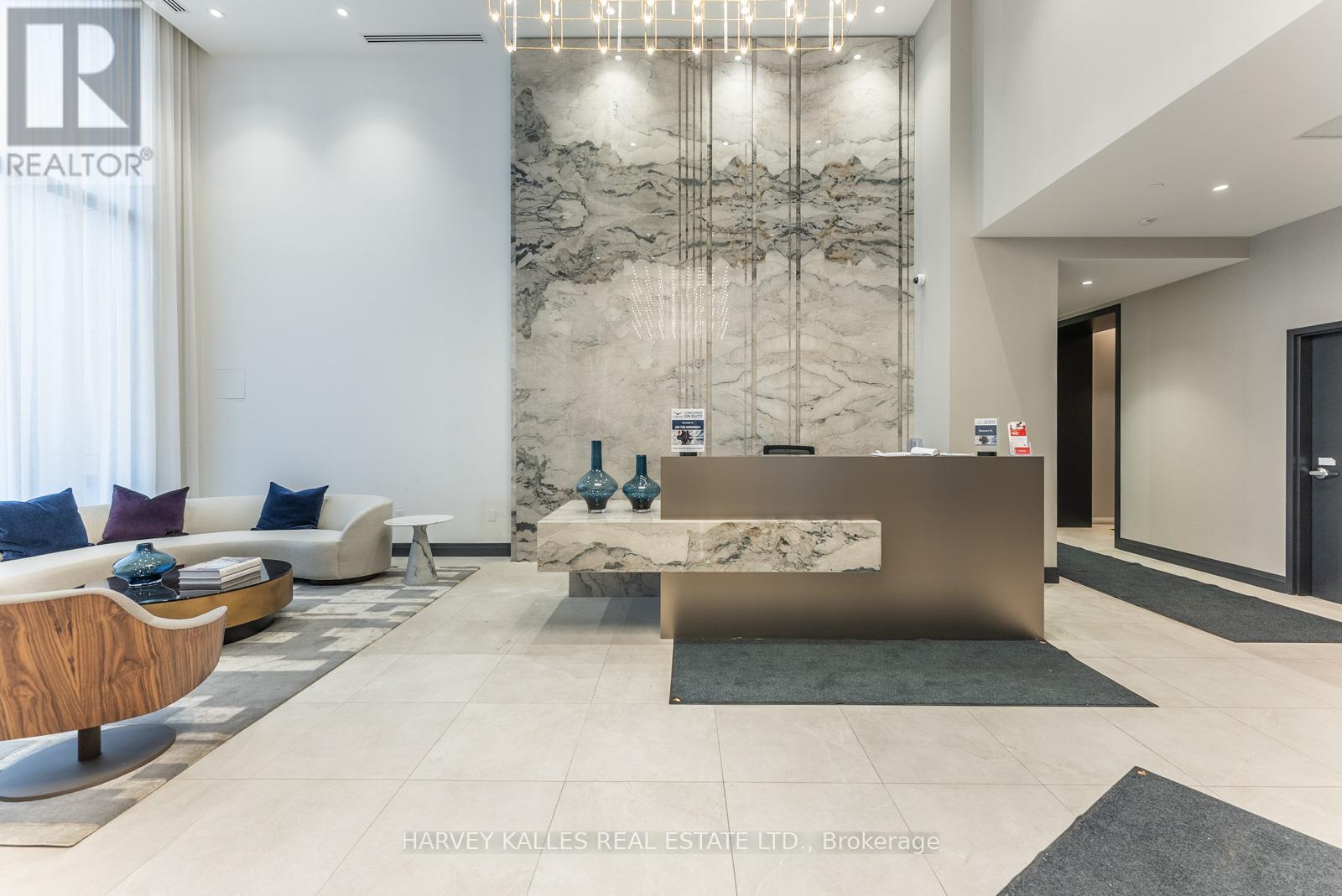 521 - 293 The Kingsway, Toronto, Ontario  M9A 0E8 - Photo 40 - W12455435