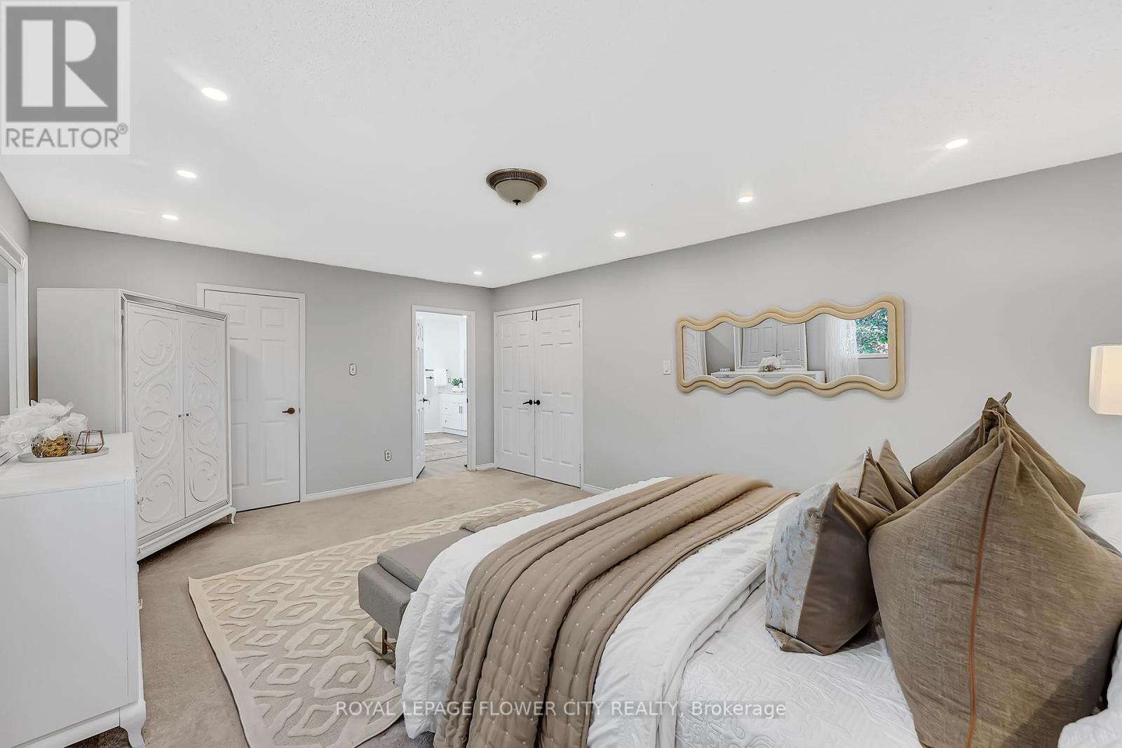 3278 Waxwing Drive, Mississauga, Ontario  L5N 5X9 - Photo 23 - W12455453