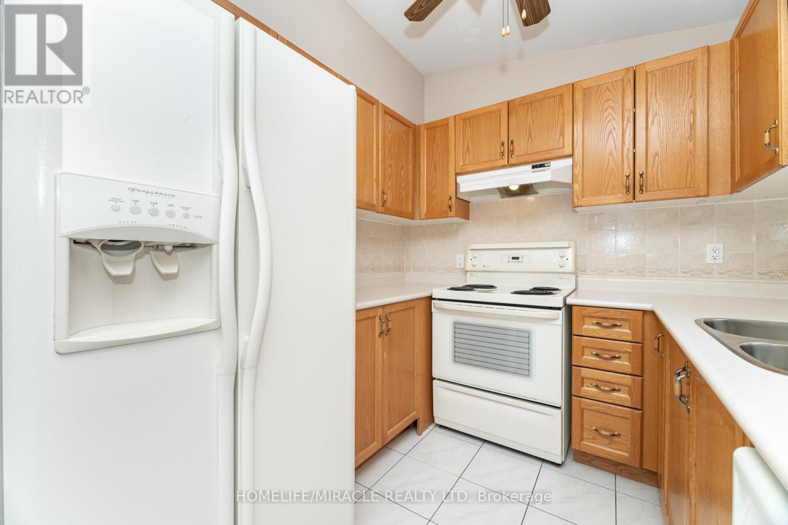 7064 Walworth Court, Mississauga, Ontario  L5N 7L4 - Photo 22 - W12455472
