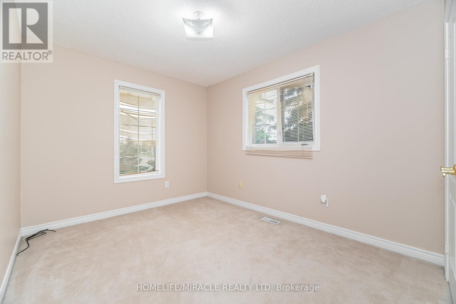 7064 Walworth Court, Mississauga, Ontario  L5N 7L4 - Photo 34 - W12455472