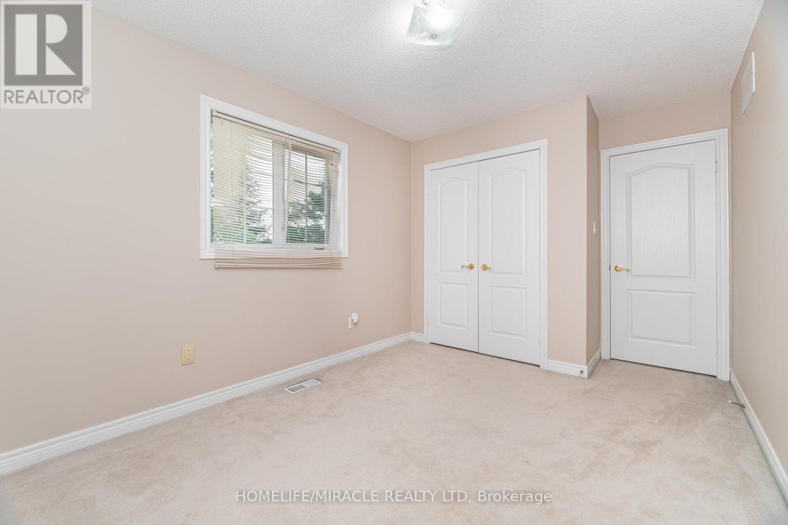 7064 Walworth Court, Mississauga, Ontario  L5N 7L4 - Photo 35 - W12455472