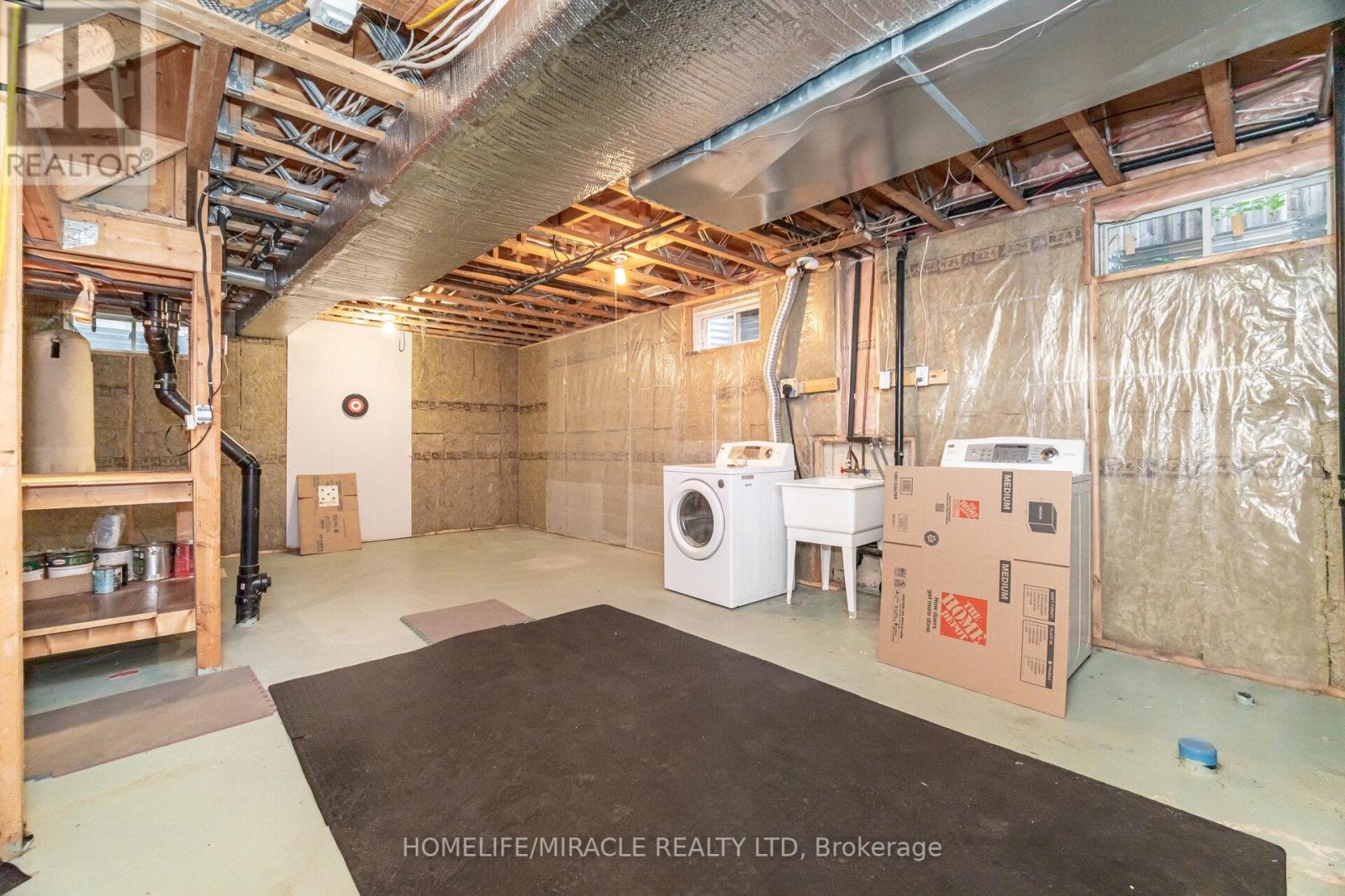 7064 Walworth Court, Mississauga, Ontario  L5N 7L4 - Photo 38 - W12455472