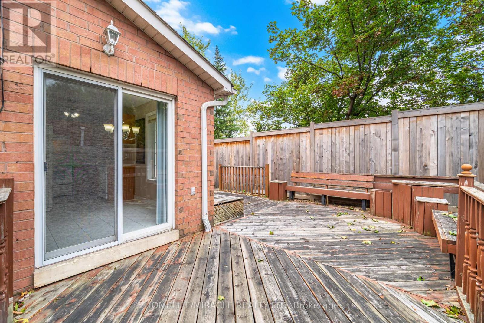 7064 Walworth Court, Mississauga, Ontario  L5N 7L4 - Photo 42 - W12455472