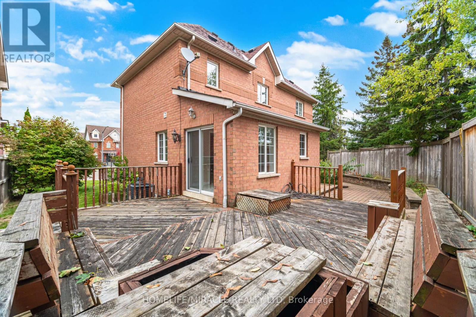 7064 Walworth Court, Mississauga, Ontario  L5N 7L4 - Photo 43 - W12455472
