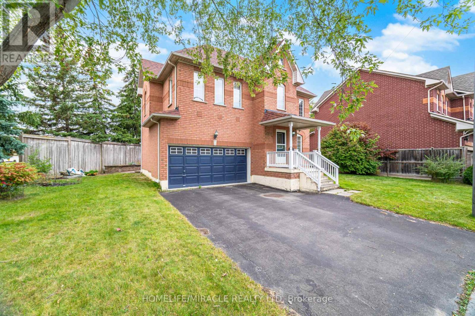 7064 Walworth Court, Mississauga, Ontario  L5N 7L4 - Photo 5 - W12455472