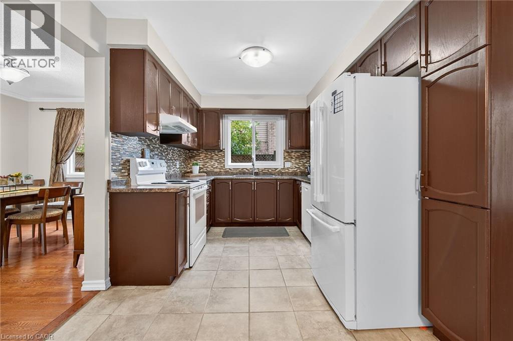 38 Allanbrook Street, Stoney Creek, Ontario  L8J 2E8 - Photo 15 - 40777961