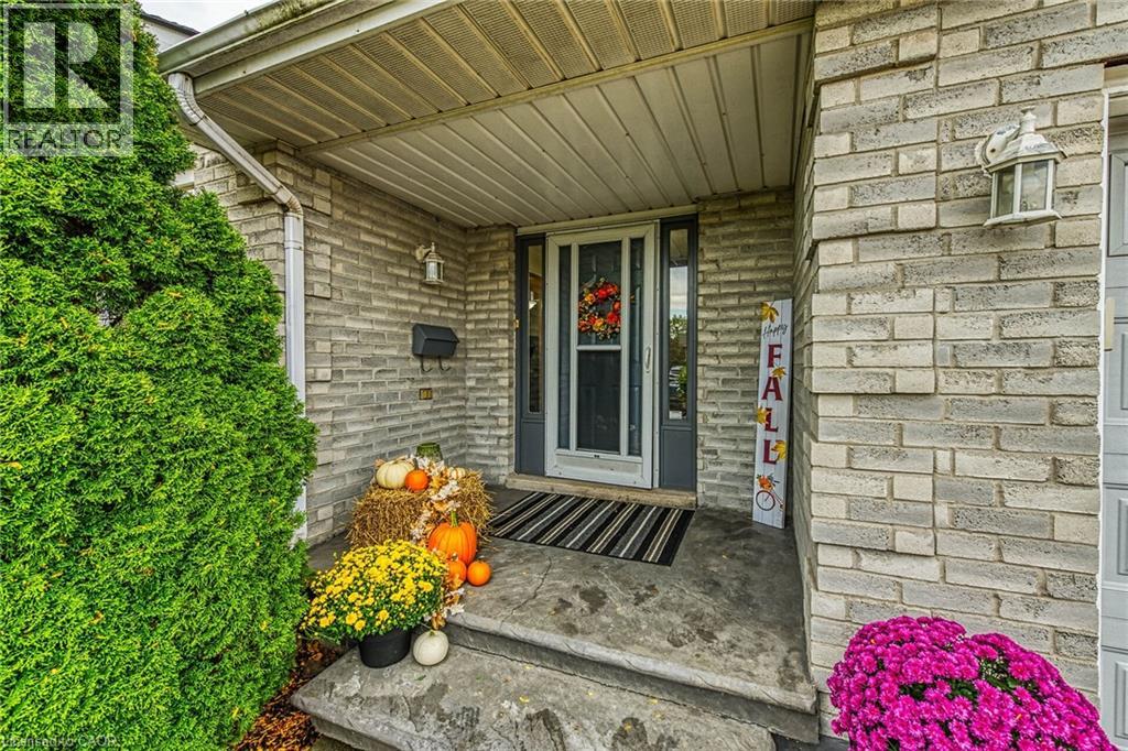 38 Allanbrook Street, Stoney Creek, Ontario  L8J 2E8 - Photo 4 - 40777961