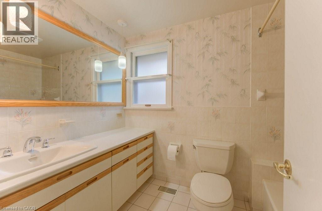 155 Elgin Crescent, Waterloo, Ontario  N2J 2S7 - Photo 24 - 40777729