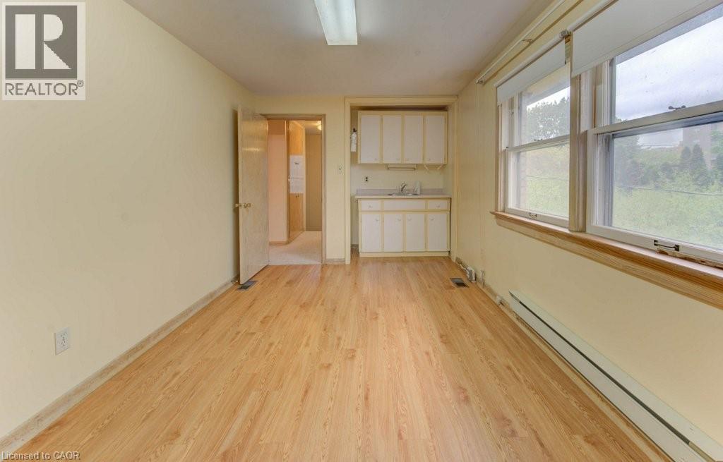 155 Elgin Crescent, Waterloo, Ontario  N2J 2S7 - Photo 30 - 40777729