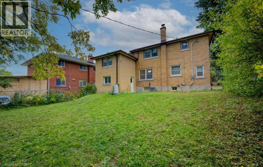 155 Elgin Crescent, Waterloo, Ontario  N2J 2S7 - Photo 38 - 40777729