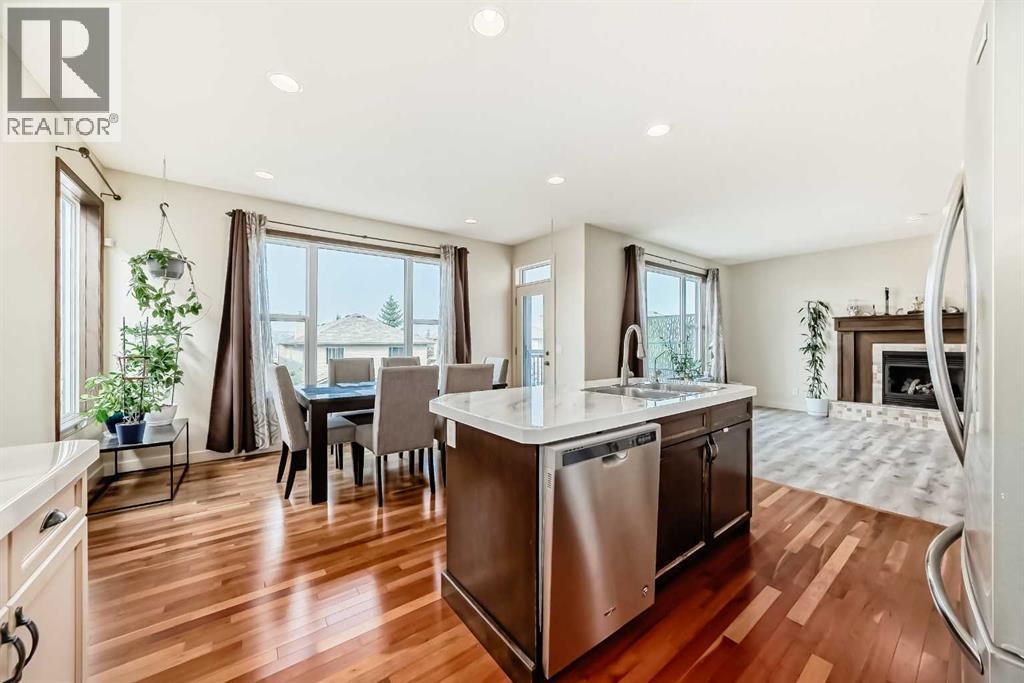 367 Hidden Creek Boulevard Nw, Calgary, Alberta  T3K 6J1 - Photo 6 - A2254245