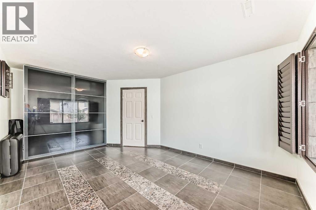 367 Hidden Creek Boulevard Nw, Calgary, Alberta  T3K 6J1 - Photo 40 - A2254245