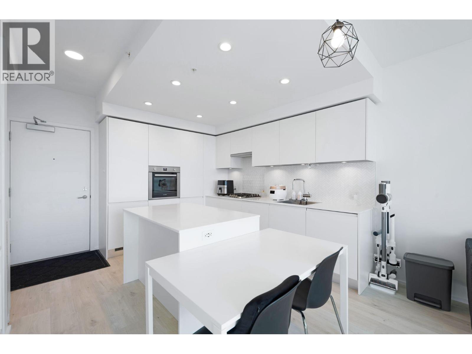 2408 3809 Evergreen Place, Burnaby, British Columbia  V3J 0M1 - Photo 6 - R3055676