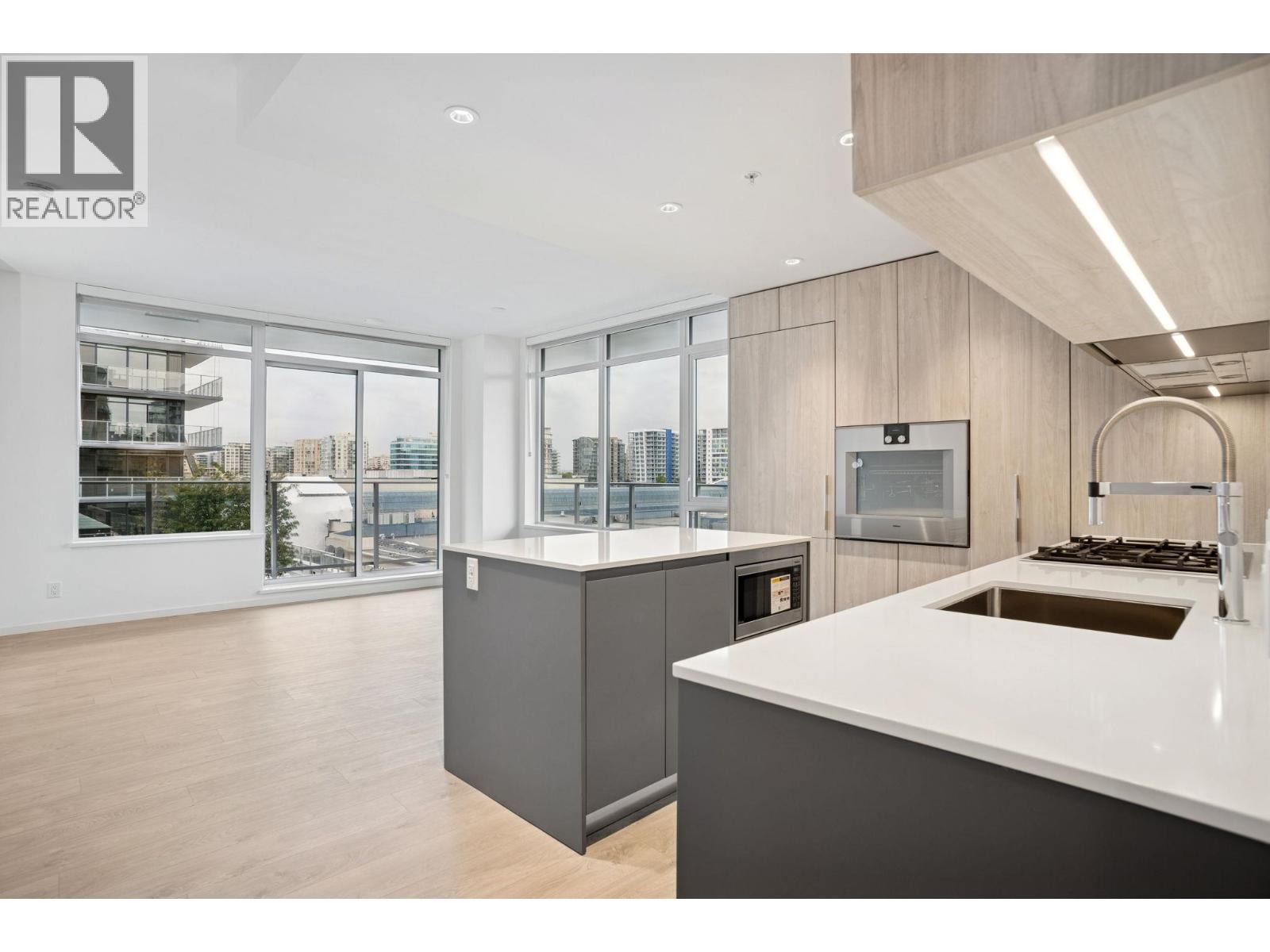 553 6500 MINORU BOULEVARD, Richmond, British Columbia