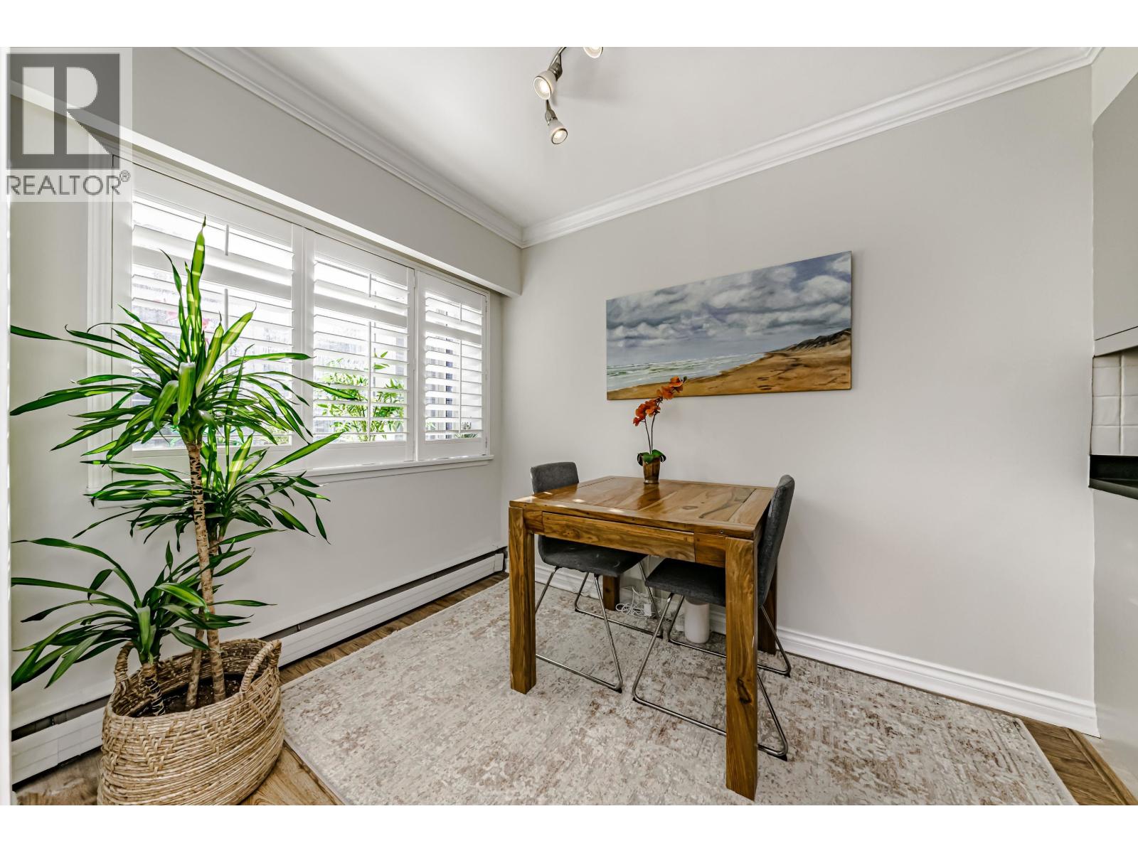 305 2430 Point Grey Road, Vancouver, British Columbia  V6K 1A2 - Photo 6 - R3057023