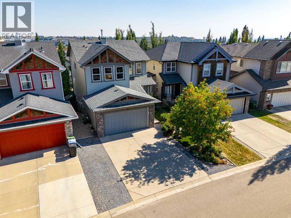 48 St Moritz Terrace Sw, Calgary, Alberta  T3H 5Y2 - Photo 4 - A2258405