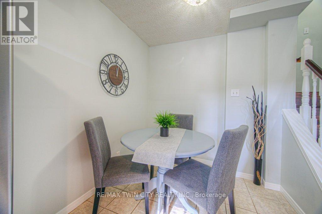 10 - 211 Veronica Drive, Kitchener, Ontario  N2A 2R8 - Photo 12 - X12455428