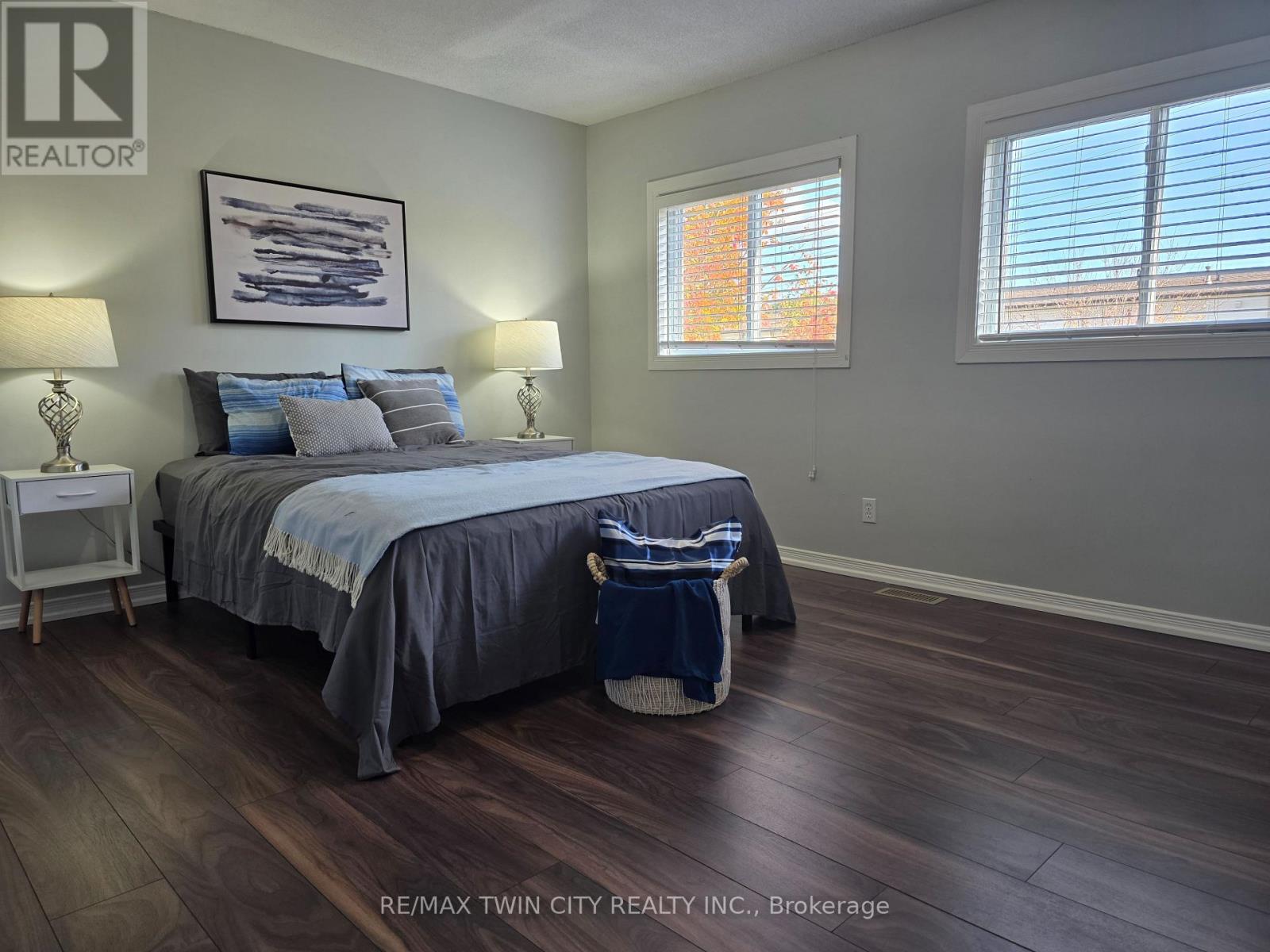 10 - 211 Veronica Drive, Kitchener, Ontario  N2A 2R8 - Photo 8 - X12455428
