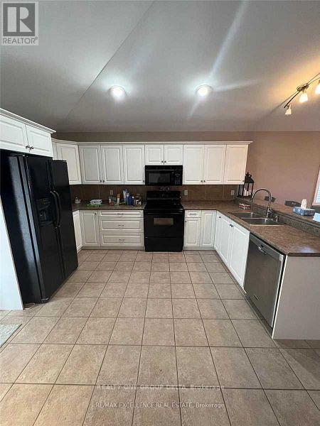 1519 Morningstar Avenue, Windsor, Ontario  N8P 1R2 - Photo 5 - X12455441