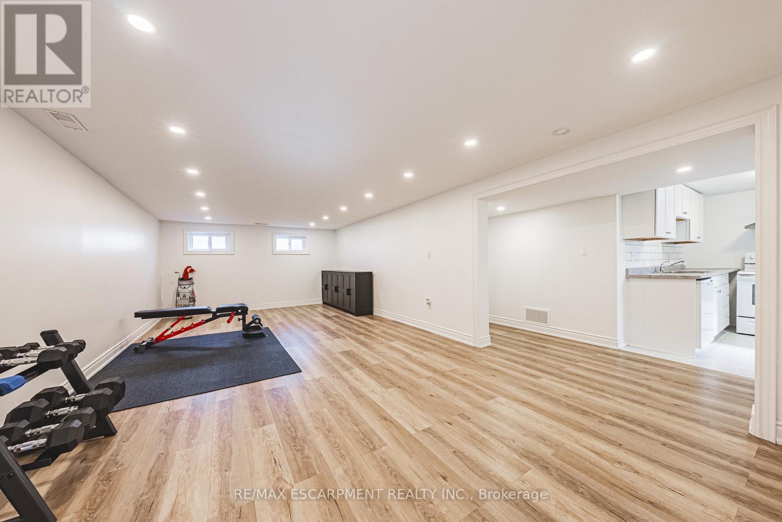 204 Fernwood Boulevard, Hamilton, Ontario  L8T 3L4 - Photo 28 - X12455444