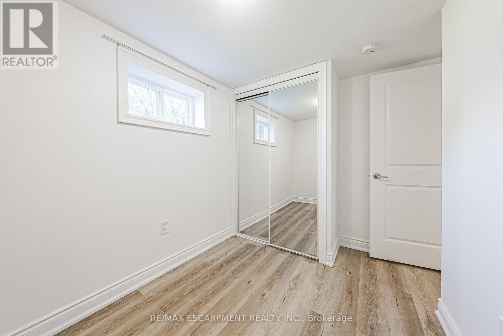 204 Fernwood Boulevard, Hamilton, Ontario  L8T 3L4 - Photo 37 - X12455444