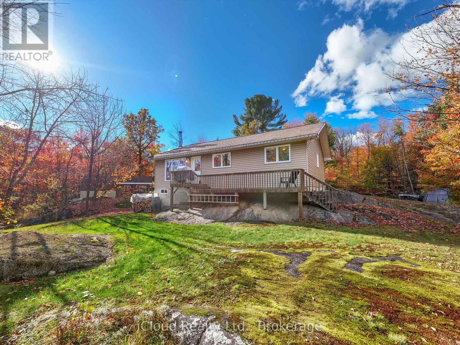 6 SPRINGHILL ROAD, McKellar, Ontario