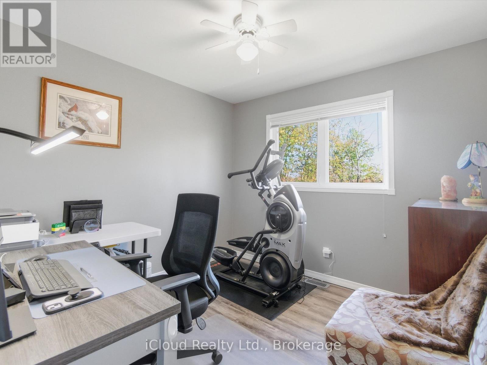 6 Springhill Road, Mckellar, Ontario  P0A 1G0 - Photo 19 - X12455447