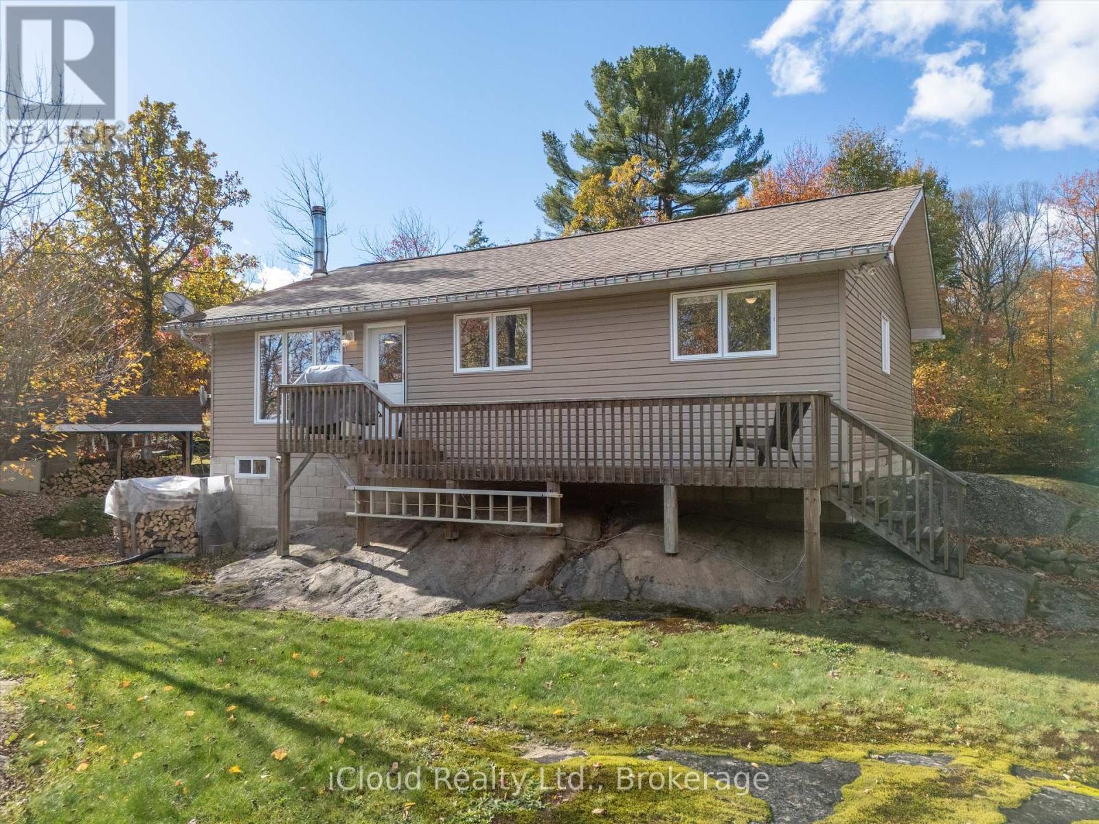 6 Springhill Road, Mckellar, Ontario  P0A 1G0 - Photo 3 - X12455447