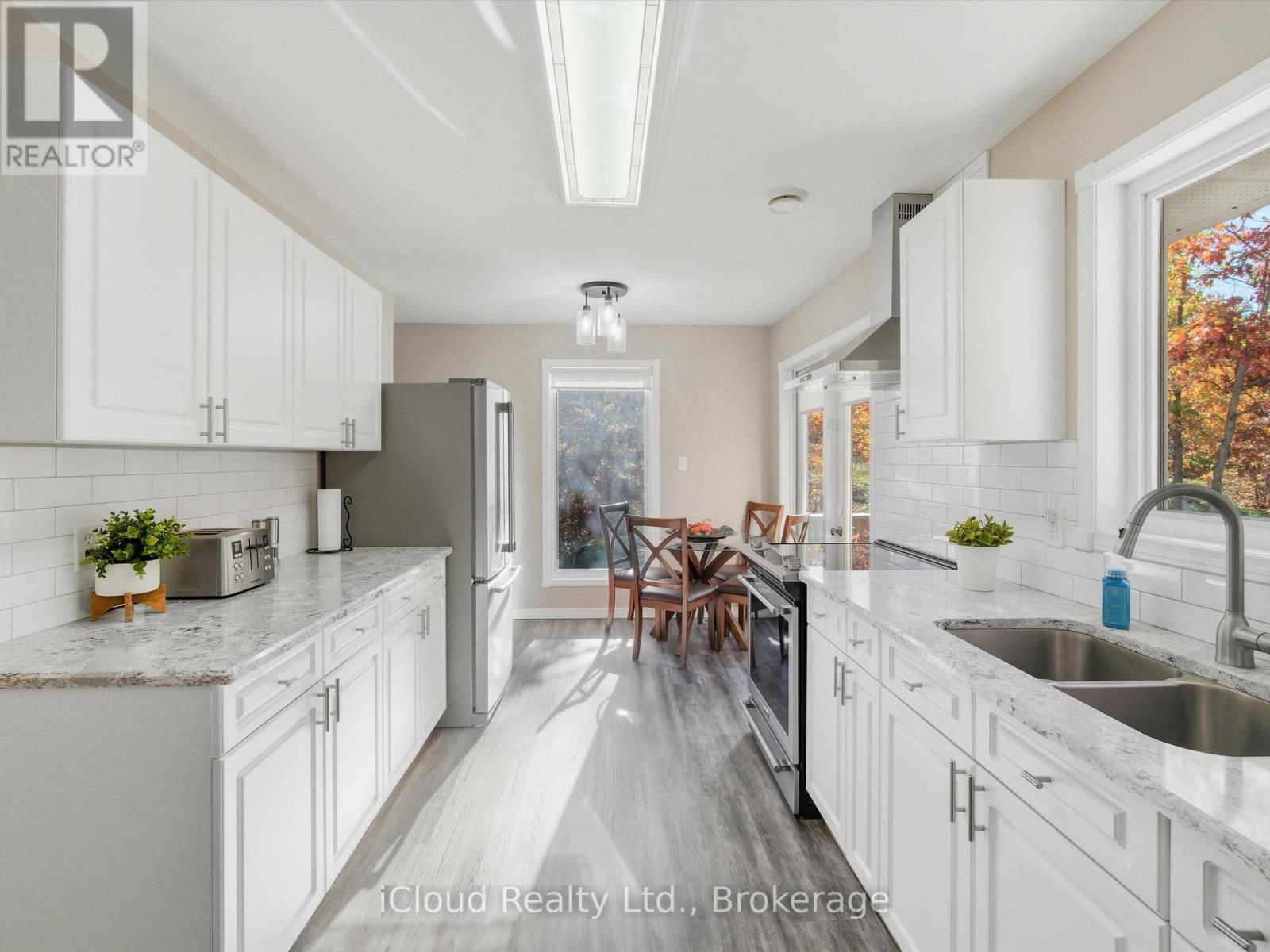 6 Springhill Road, Mckellar, Ontario  P0A 1G0 - Photo 9 - X12455447
