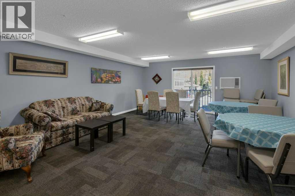 304, 128 Centre Avenue, Cochrane, Alberta  T4C 2K5 - Photo 14 - A2263244