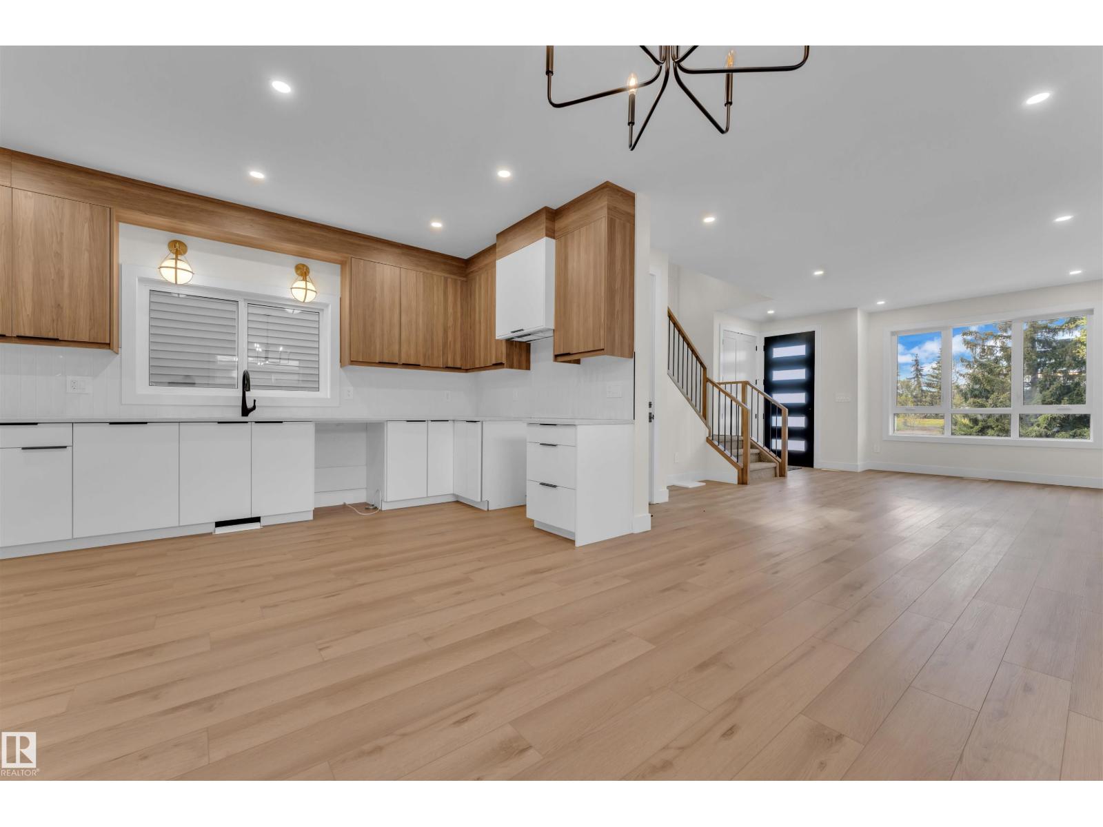 10725 132 St Nw, Edmonton, Alberta  T5M 1C8 - Photo 12 - E4461570