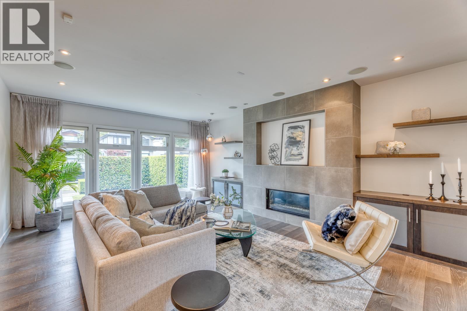 6568 Vine Street, Vancouver, British Columbia  V6P 5W5 - Photo 4 - R3056926