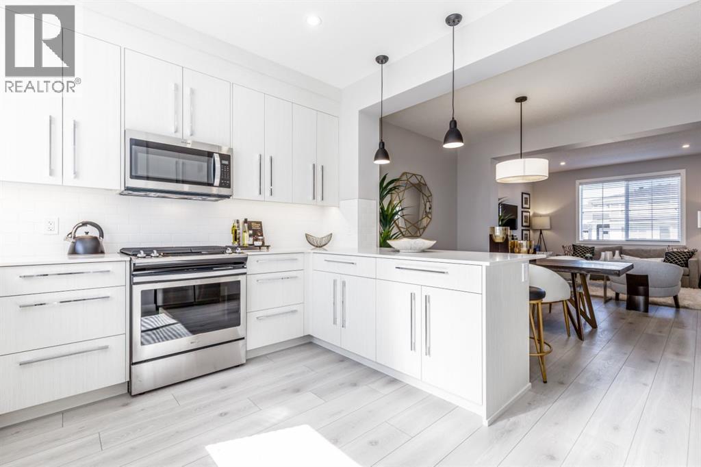 156 Bridgeport Green, Chestermere, Alberta  T1X 3C9 - Photo 8 - A2262330