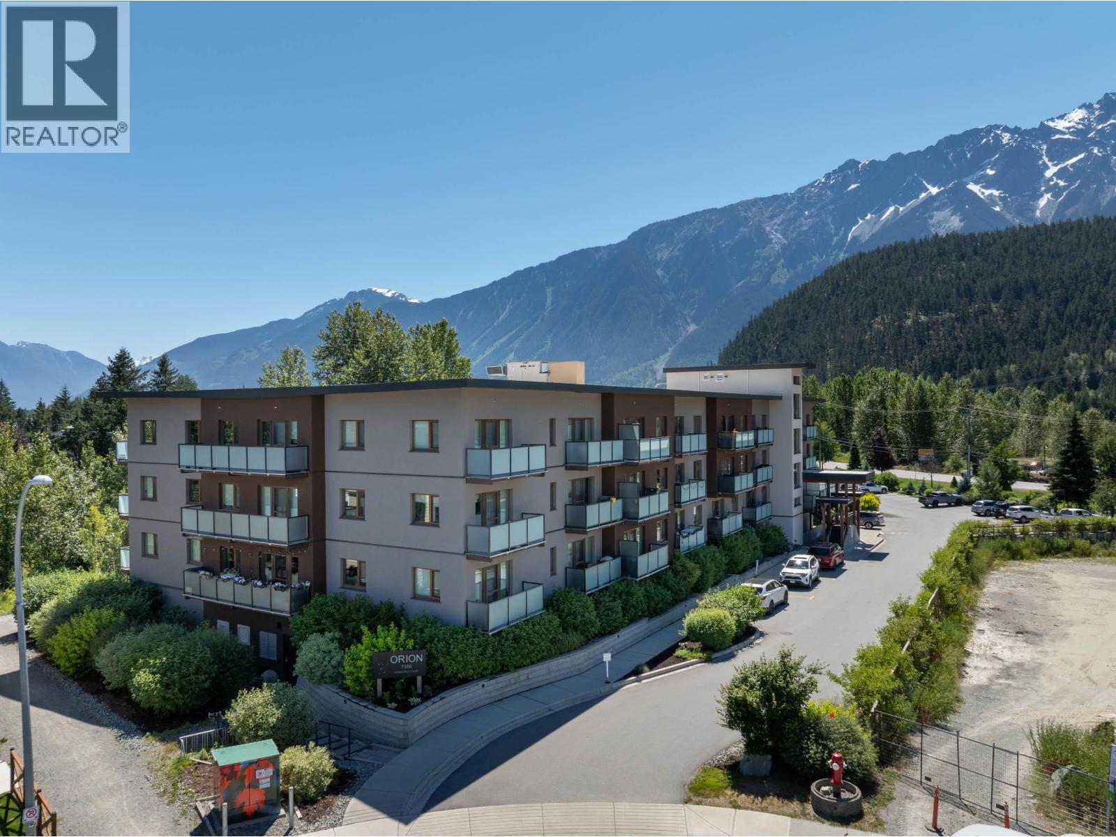 110 7350 Crabapple Court, Pemberton, British Columbia  V0N 2L1 - Photo 2 - R3057267