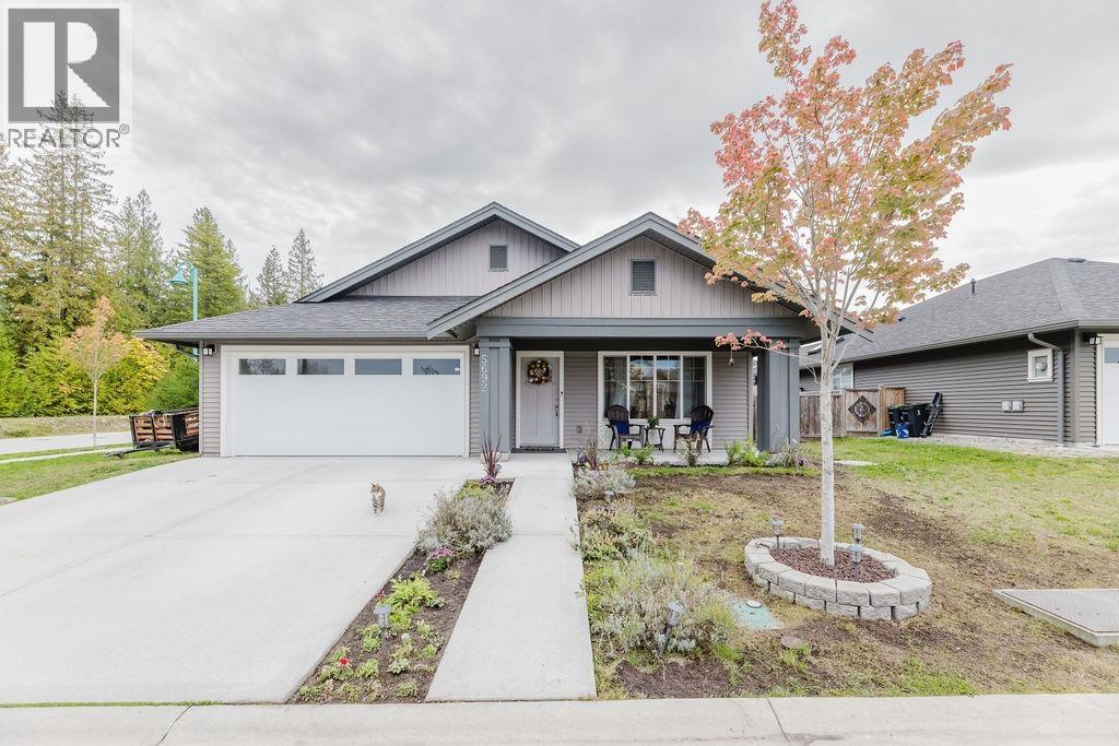 5692 PARTRIDGE WAY, Sechelt, British Columbia