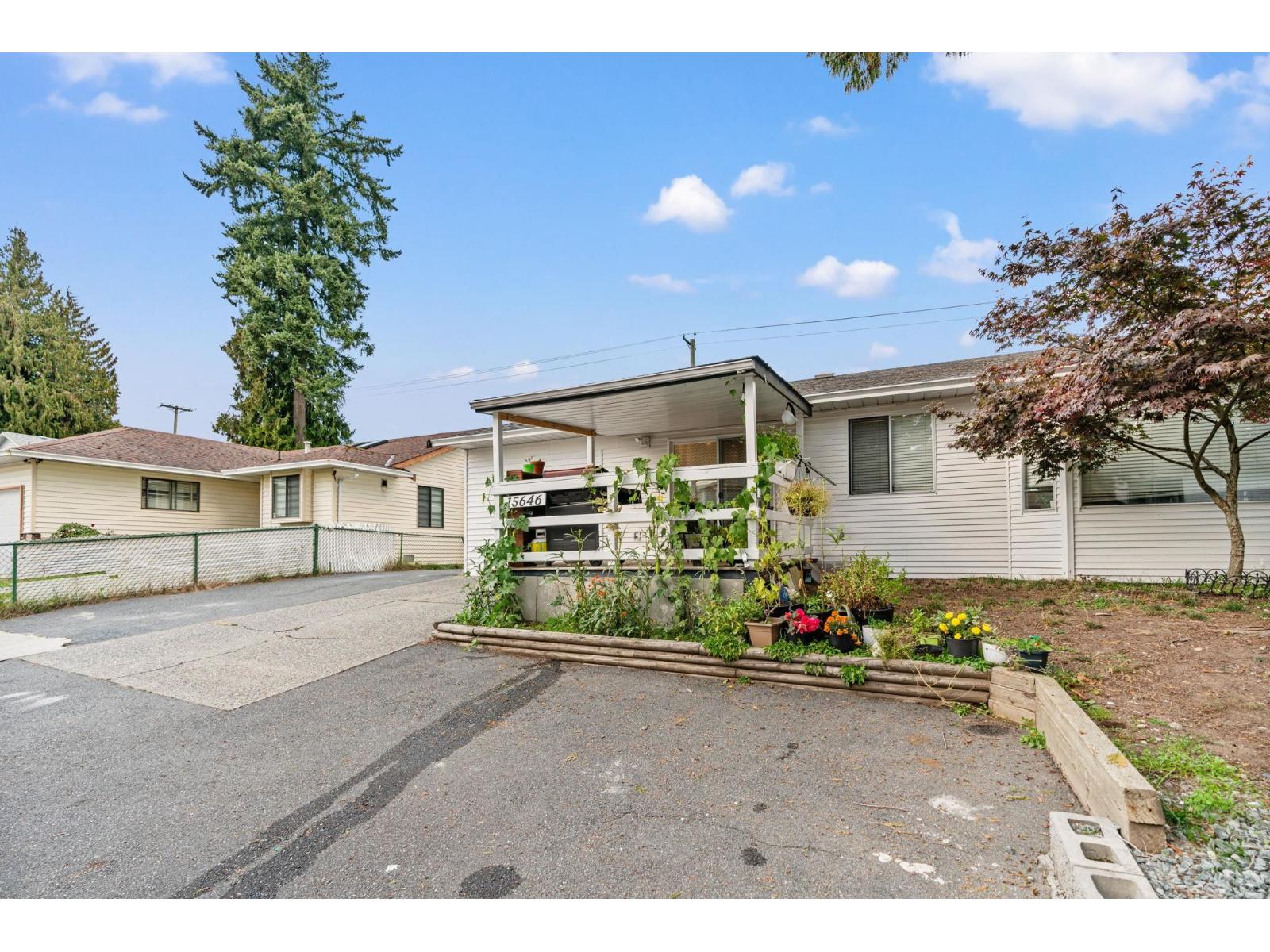 15646 96 Avenue, Surrey, British Columbia  V4N 2K9 - Photo 2 - R3055476