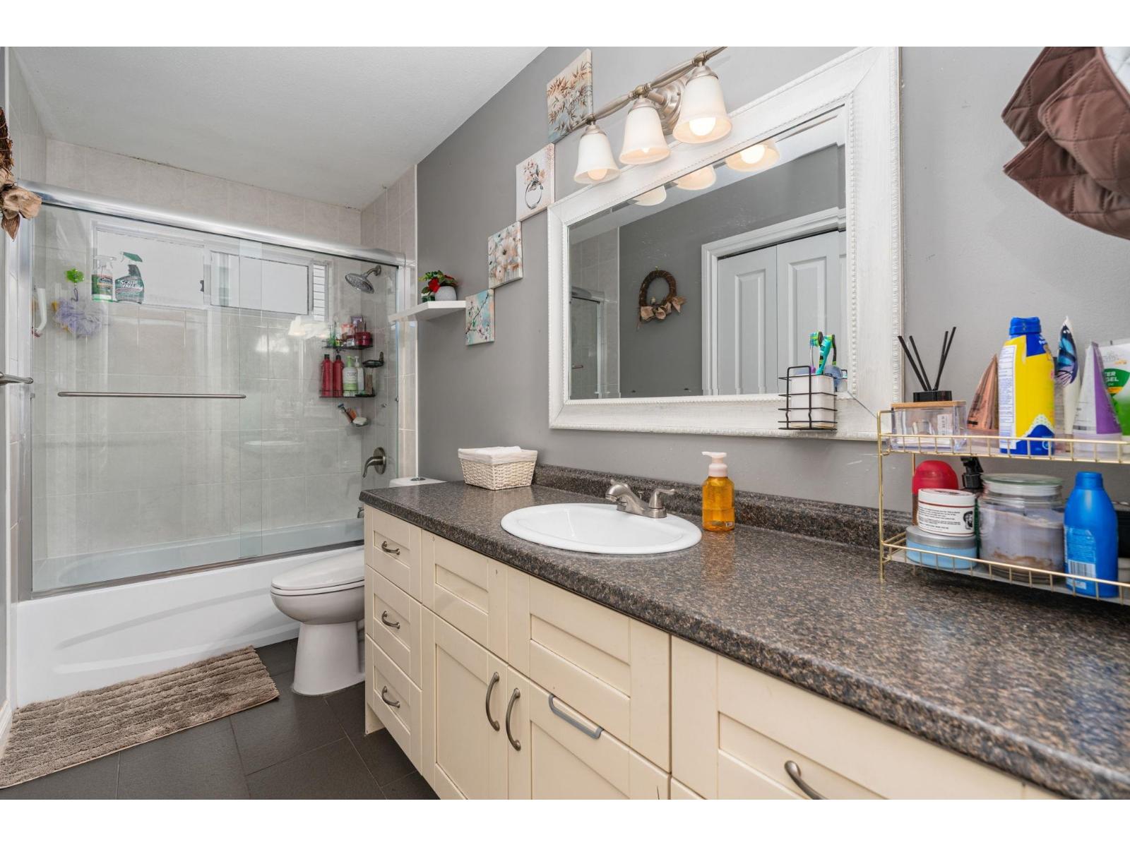 15646 96 Avenue, Surrey, British Columbia  V4N 2K9 - Photo 16 - R3055476