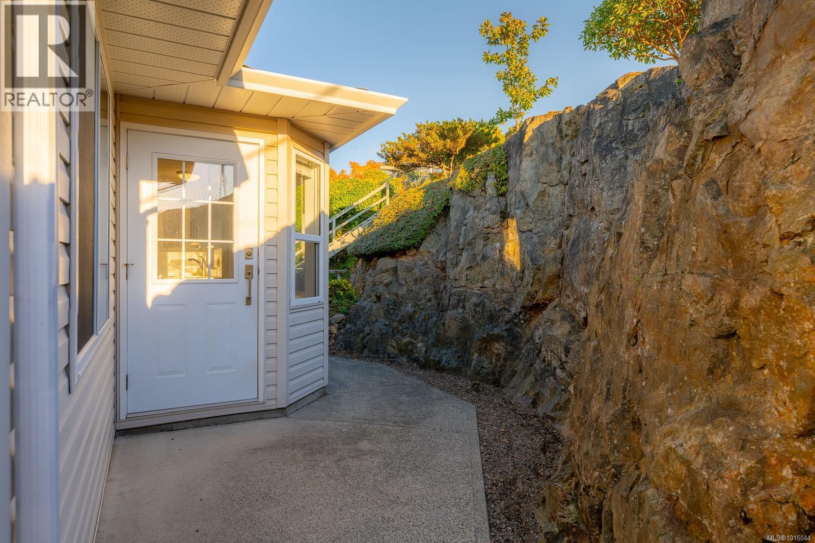 5059 Vista View Cres, Nanaimo, British Columbia  V9V 1L6 - Photo 66 - 1016044