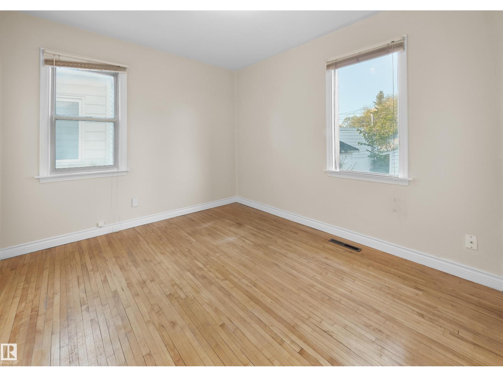 9203 Connors Rd Nw, Edmonton, Alberta  T6C 4B8 - Photo 15 - E4461572