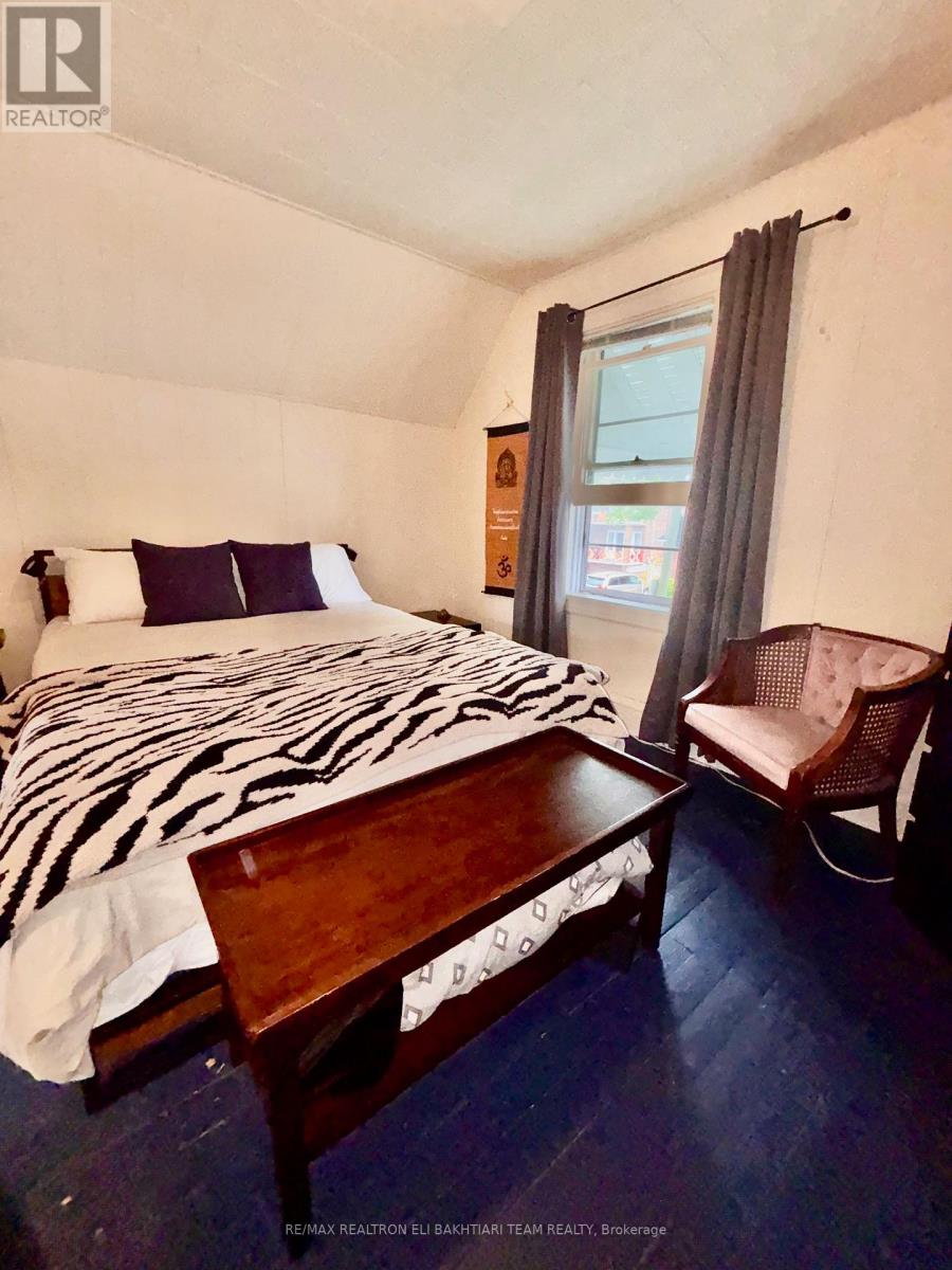43 King Edward Avenue, Toronto, Ontario  M4C 5J5 - Photo 25 - E12455485