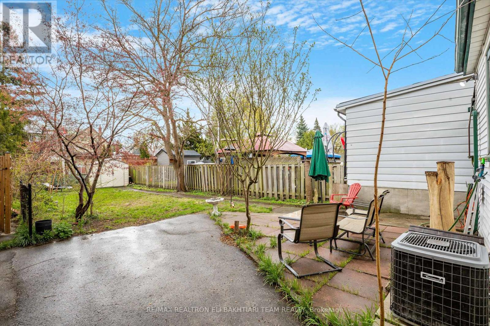 43 King Edward Avenue, Toronto, Ontario  M4C 5J5 - Photo 5 - E12455485