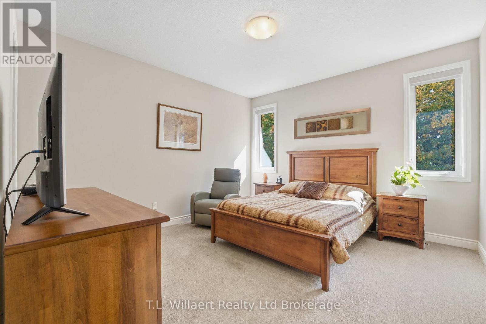 64 Colin Avenue, Tillsonburg, Ontario  N4G 0E5 - Photo 15 - X12455541