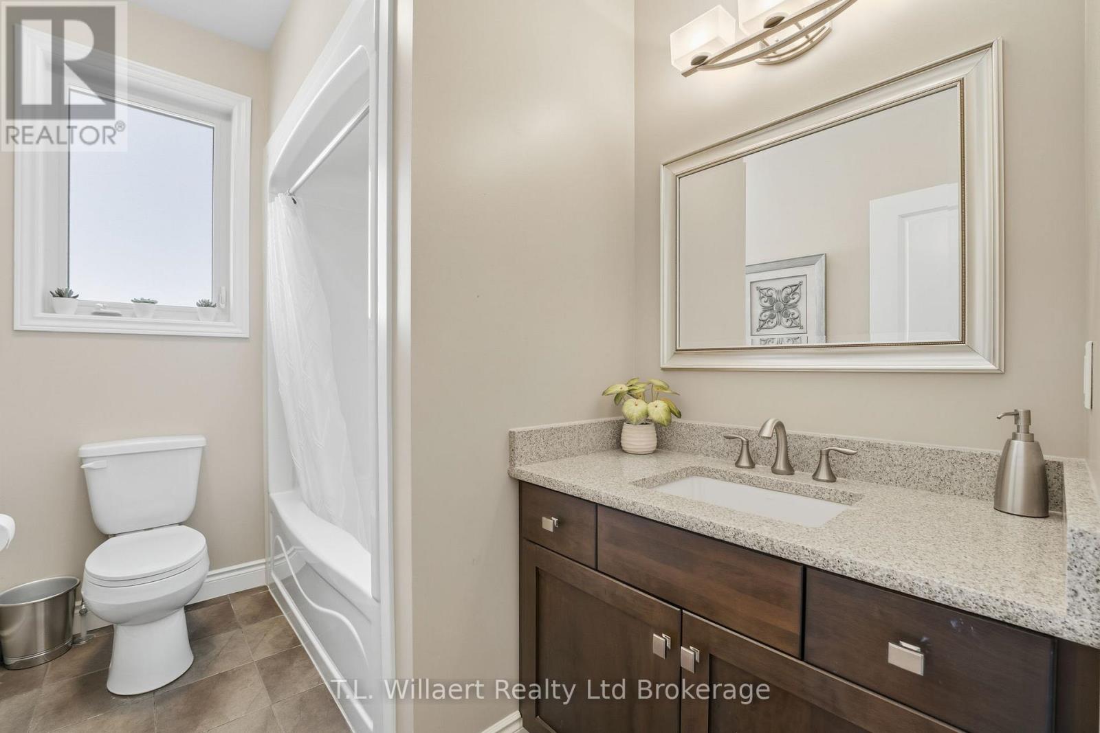 64 Colin Avenue, Tillsonburg, Ontario  N4G 0E5 - Photo 19 - X12455541