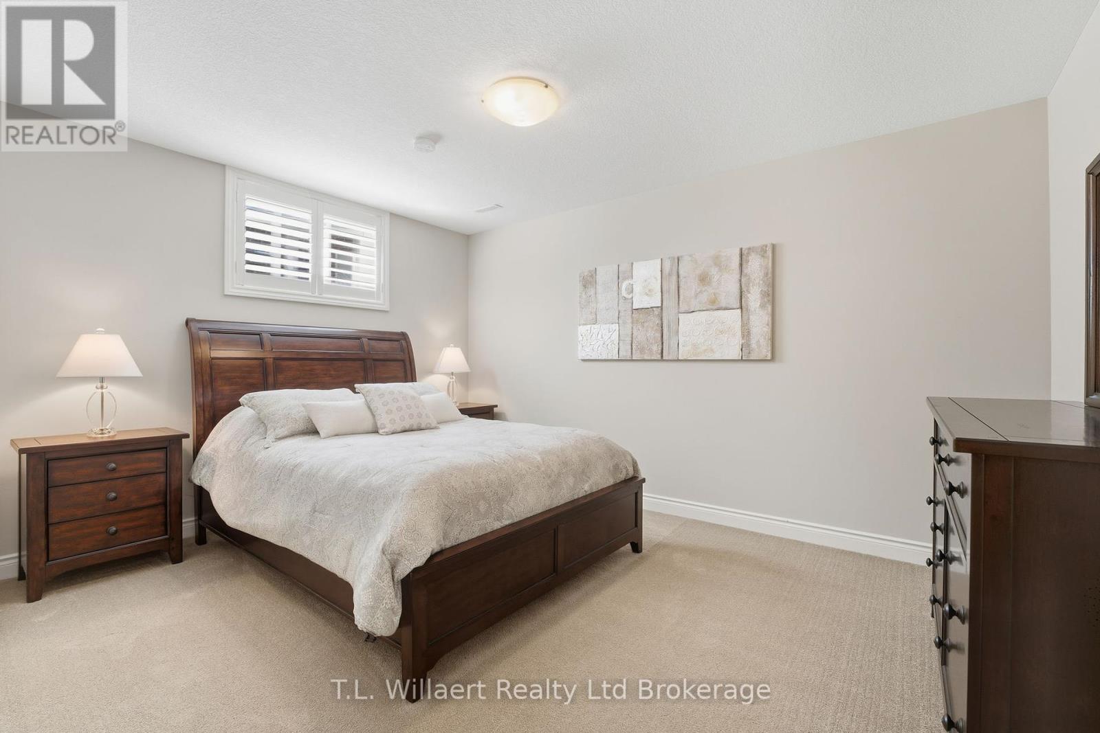 64 Colin Avenue, Tillsonburg, Ontario  N4G 0E5 - Photo 27 - X12455541