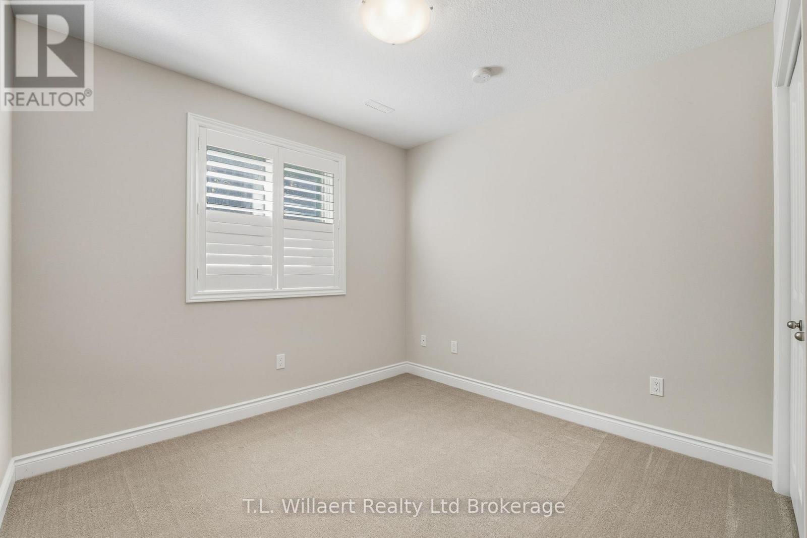 64 Colin Avenue, Tillsonburg, Ontario  N4G 0E5 - Photo 28 - X12455541