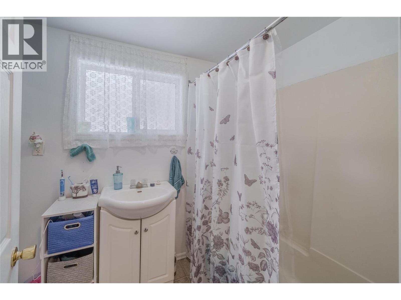 1504 Carson Road, Clinton, British Columbia  V0K 1K0 - Photo 11 - 10354678