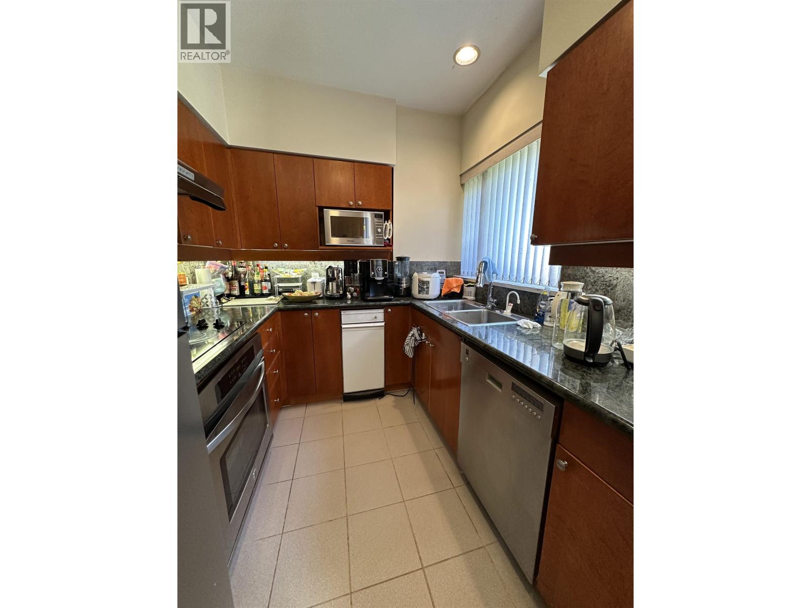 122 1228 Marinaside Crescent, Vancouver, British Columbia  V6Z 2W4 - Photo 22 - R3017220