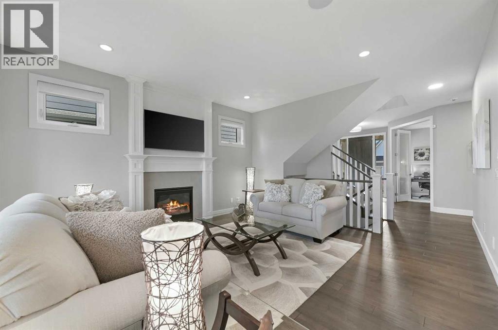 25 Rock Lake Heights Nw, Calgary, Alberta  T3G 0G1 - Photo 4 - A2260980