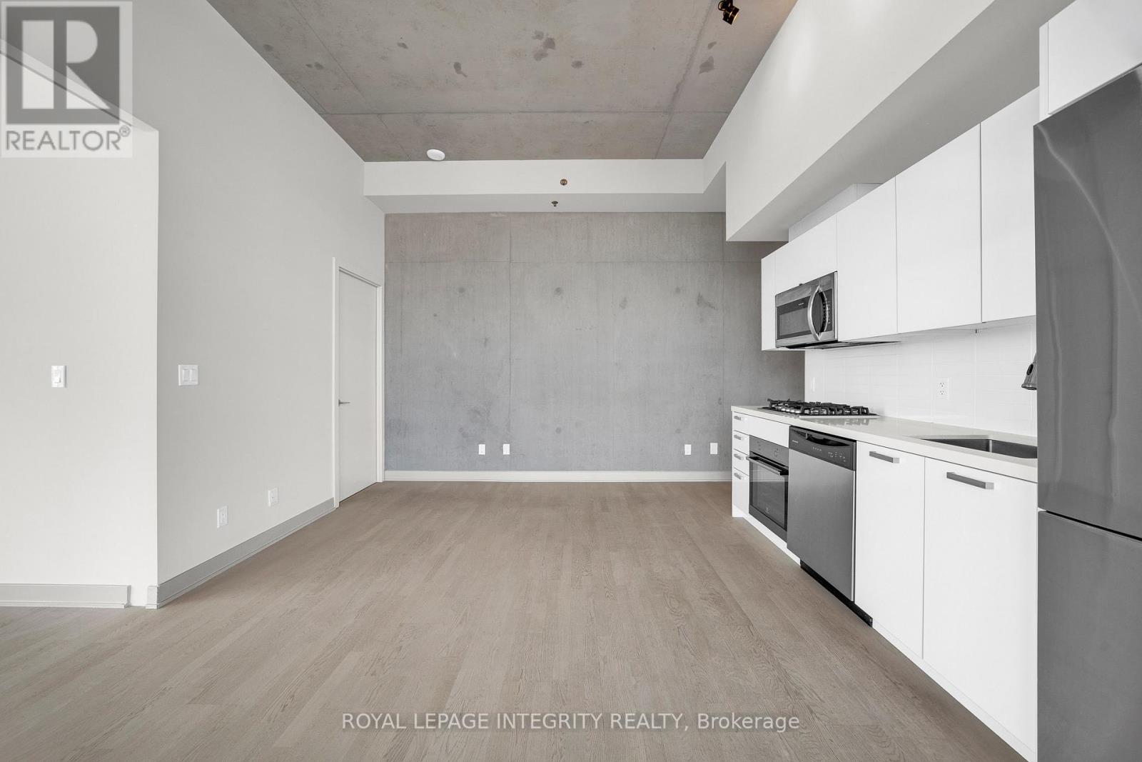 802 - 203 Catherine Street, Ottawa, Ontario  K2P 1J5 - Photo 14 - X12455504